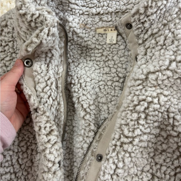 Cream Sherpa Jacket - Picture 5 of 5